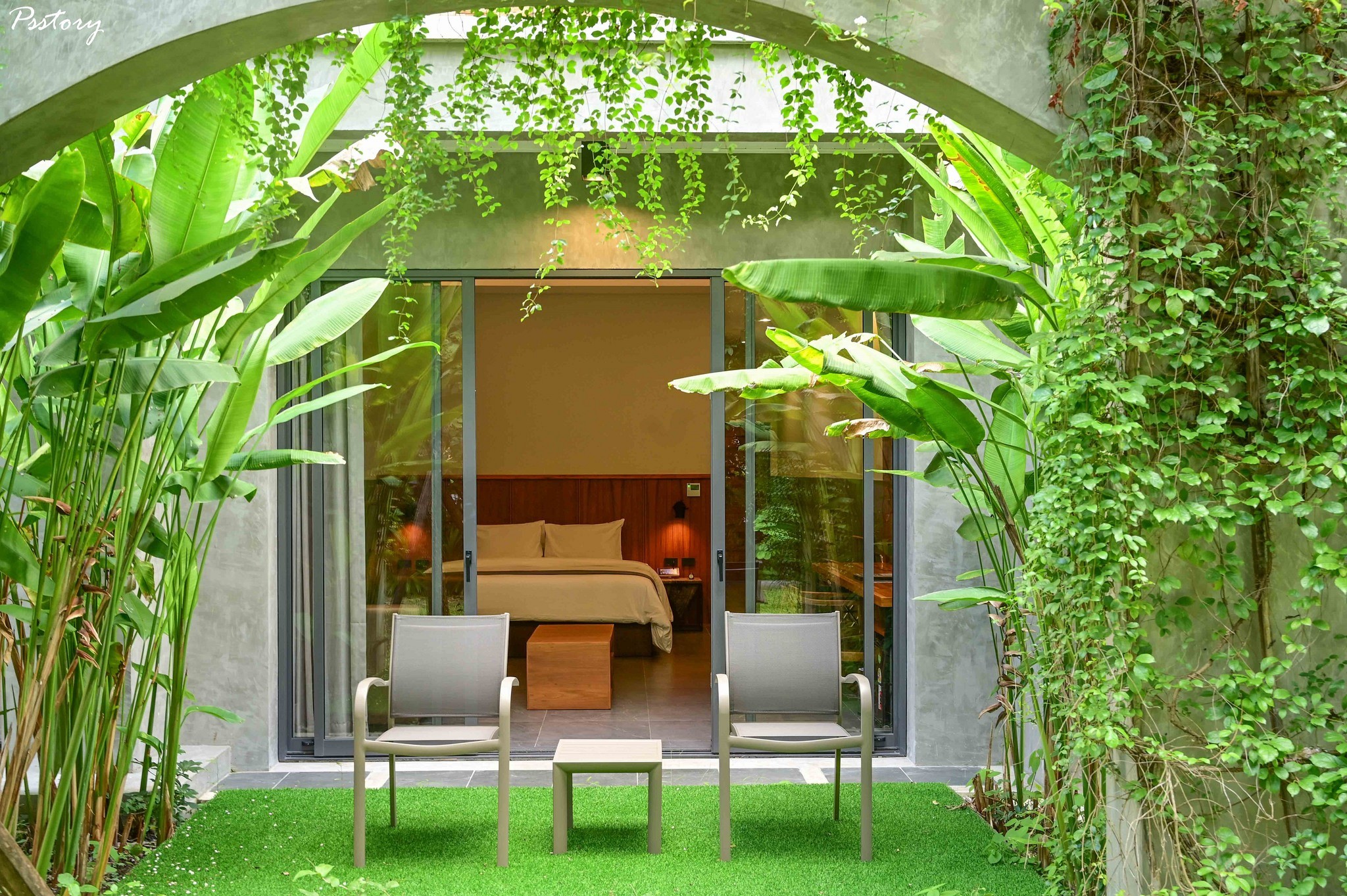 R-MAR Resort and Spa Hotel