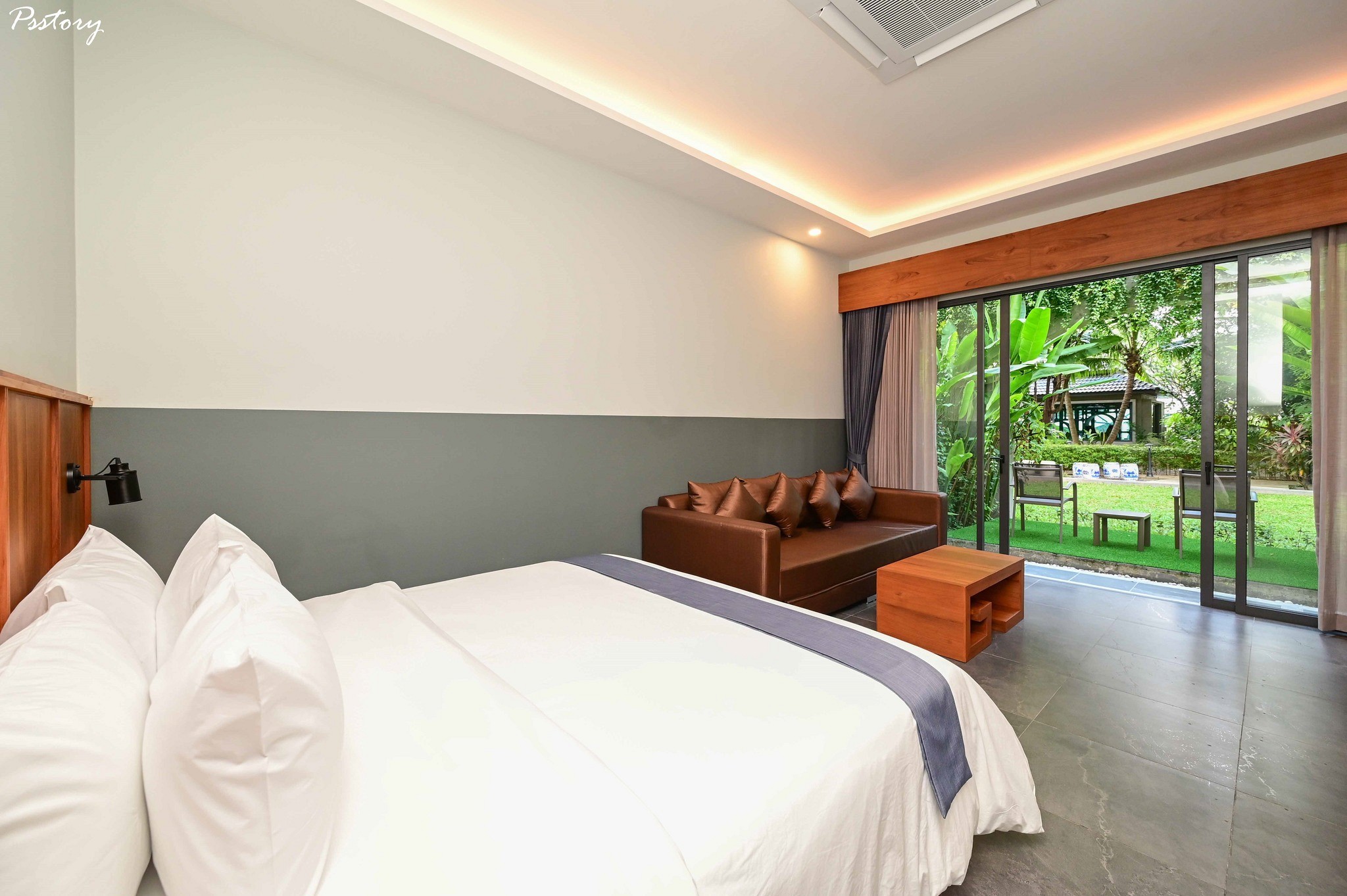 R-MAR Resort and Spa Hotel